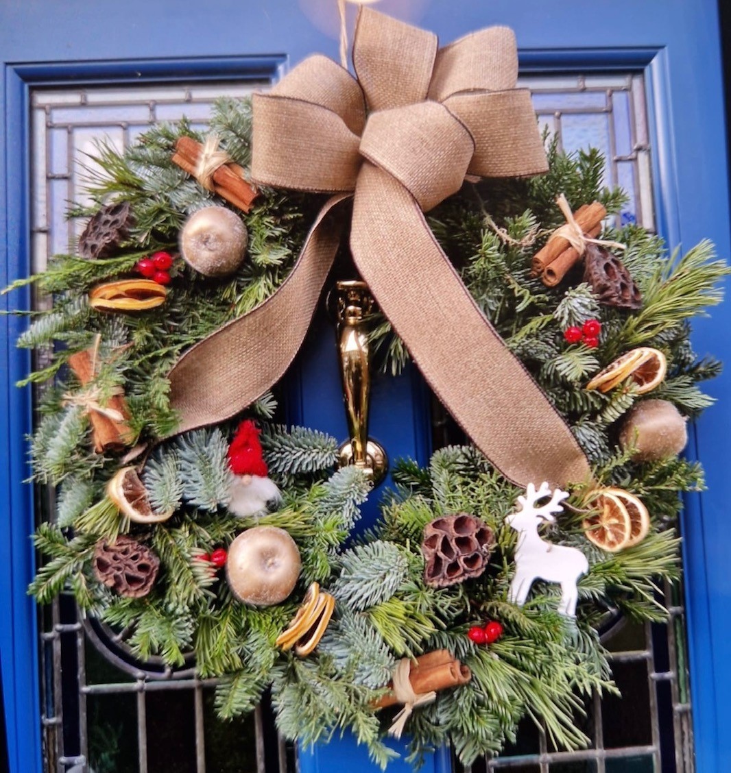 Seasonal bouquets from Scentsational Ltd in Uxbridge offering same-day delivery